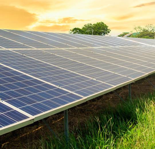 Inteligentní řízení solárních elektráren